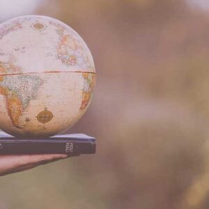 Cimentados en la palabra al educar a tus hijos